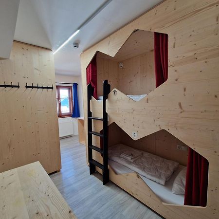 Stanton Hostel Санкт-Антон-ам-Арльберг Экстерьер фото