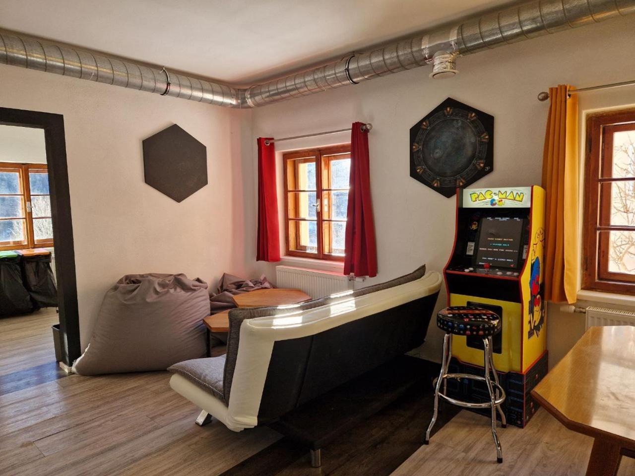 Stanton Hostel Санкт-Антон-ам-Арльберг Экстерьер фото