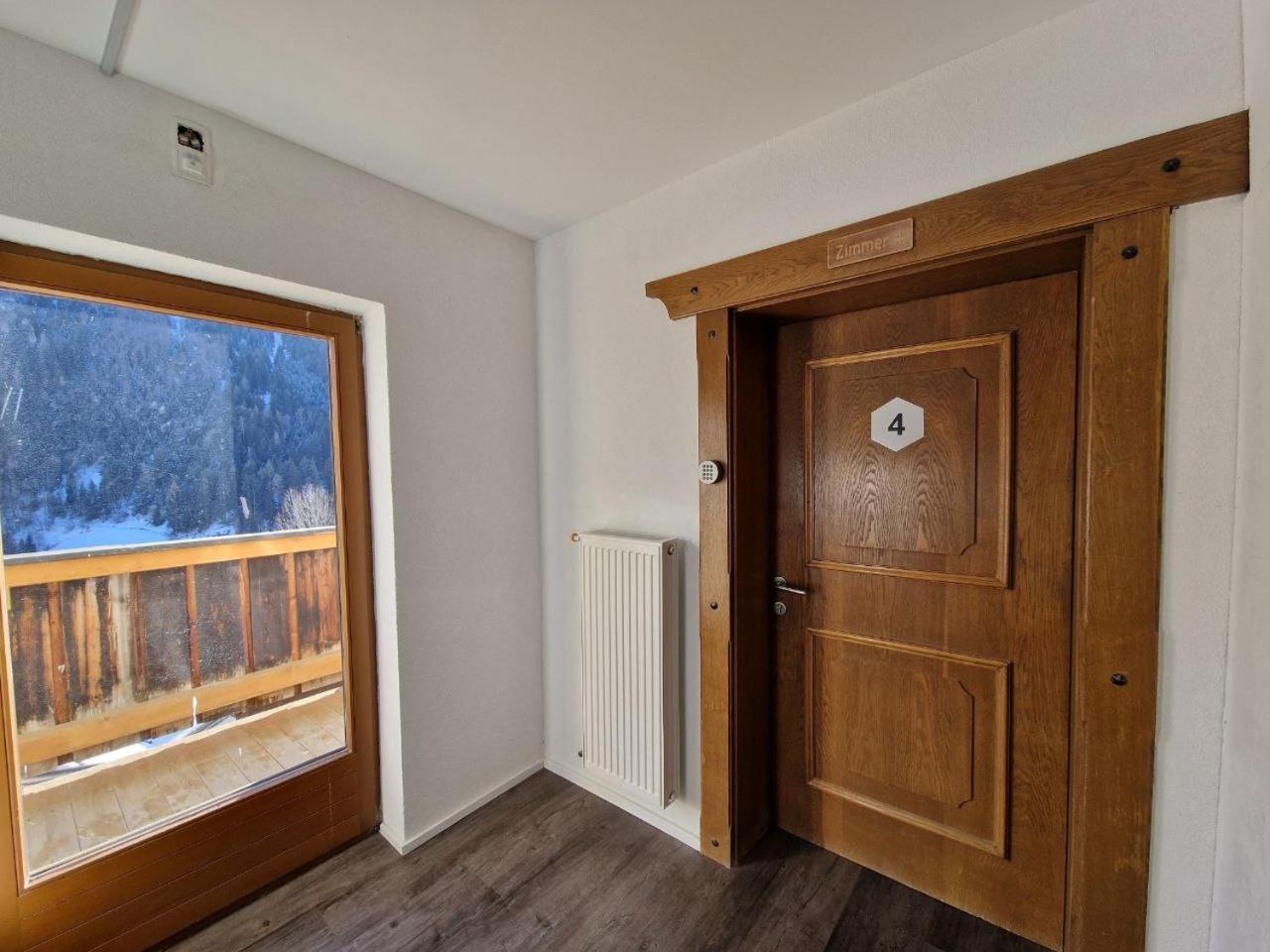 Stanton Hostel Санкт-Антон-ам-Арльберг Экстерьер фото